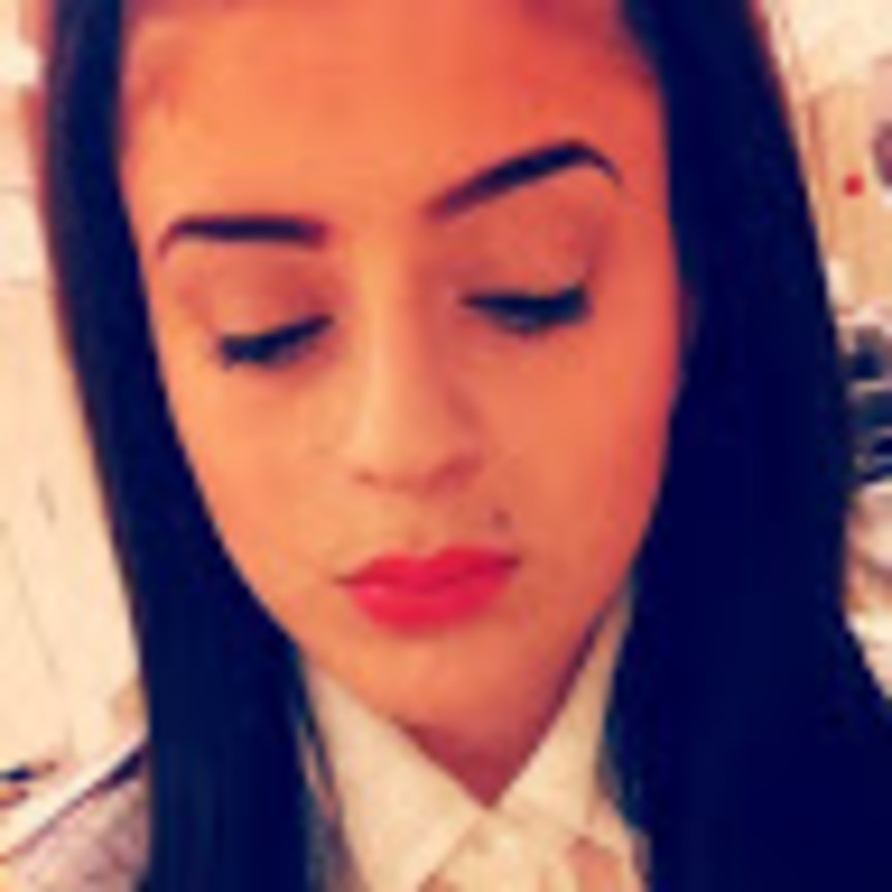 Meet your Posher, Alyssa